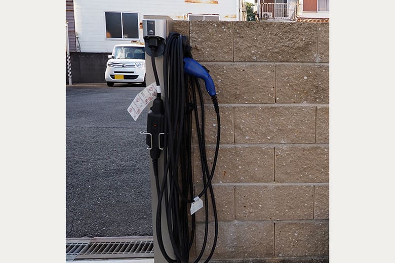 EV時代に備える外構計画とは?後悔しない充電設備と駐車場設計を解説のイメージ画像