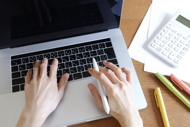 外構工事の契約前に確認すべきチェックリスト｜後悔・トラブルを防ぐポイントをプロが解説のイメージ画像