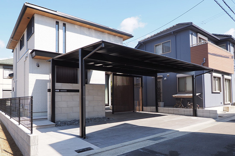 カーポートなしでも大丈夫？後悔するケース・しないケースのイメージ画像